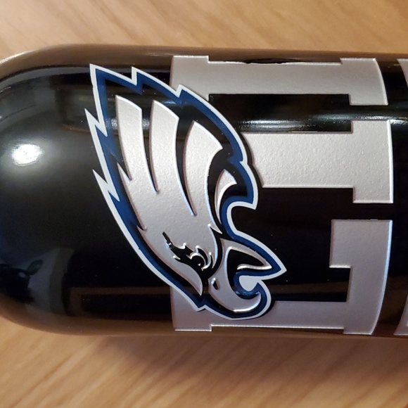 🦅NWT: 🦅EAGLES (SUPER BOWL 52 CHAMPIONS) LIMITED EDITION WINE - Picture 4 of 7